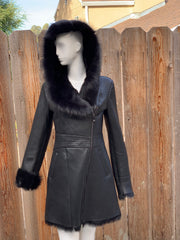 Women’s Genuine Black Sheepskin Shearling Leather Long Coat with Hood – Luxury Winter Outerwear (Kathy-Black)